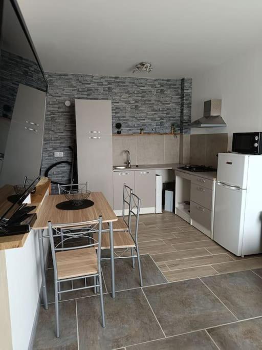 Appartement Sur La Viarhona Vulbens Esterno foto